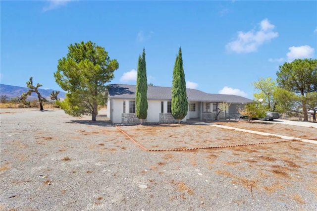 11574 Silver Rock, Pinon Hills, CA 92372