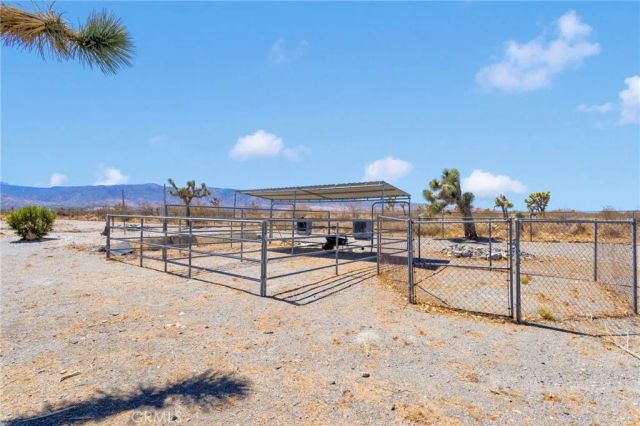 11574 Silver Rock, Pinon Hills, CA 92372