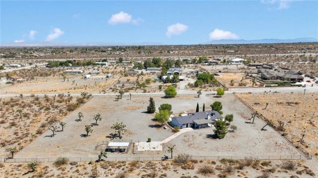 11574 Silver Rock, Pinon Hills, CA 92372