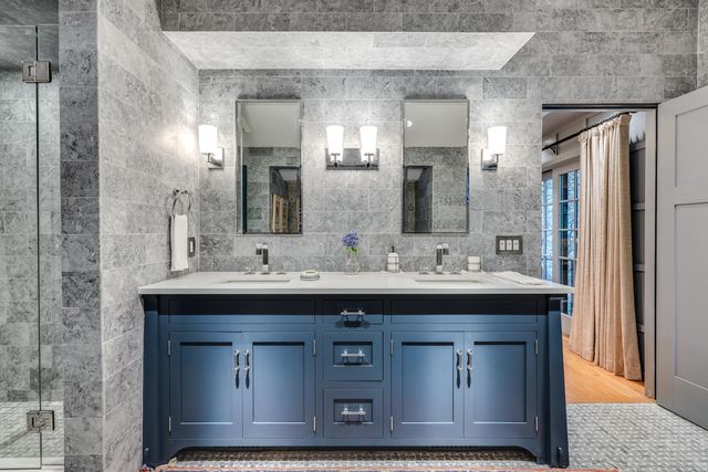 12 Somerset Road, Provincetown, MA 02657