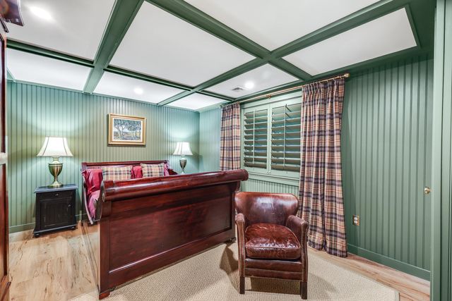 12 Somerset Road, Provincetown, MA 02657