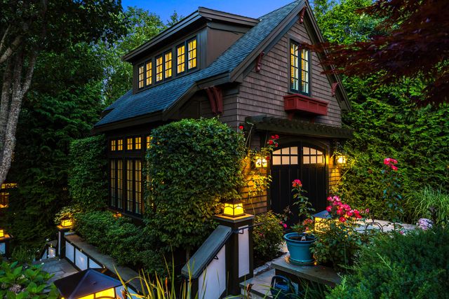 12 Somerset Road, Provincetown, MA 02657