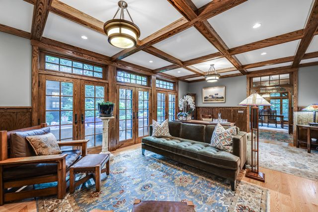 12 Somerset Road, Provincetown, MA 02657
