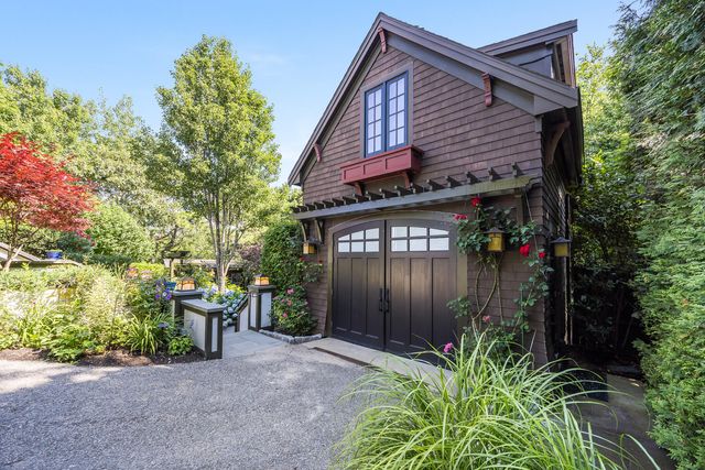 12 Somerset Road, Provincetown, MA 02657