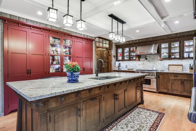 12 Somerset Road, Provincetown, MA 02657