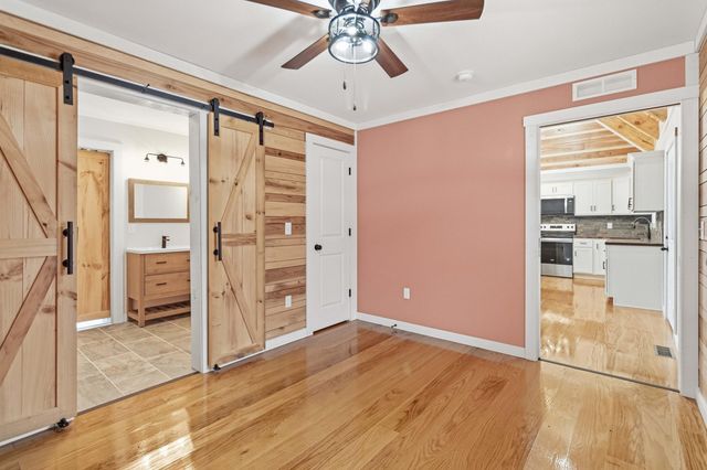 131 Pumpkin Creek Circle, Jamestown, KY 42629