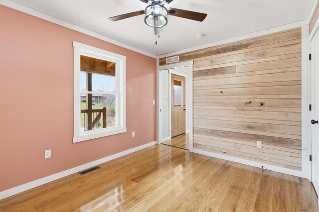 131 Pumpkin Creek Circle, Jamestown, KY 42629