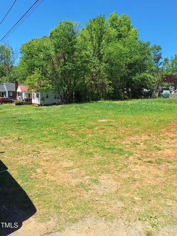 30 Midway Street, Pittsboro, NC 27312