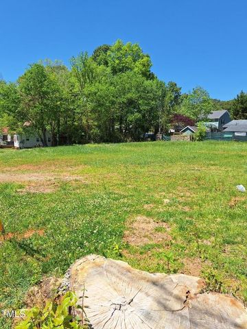 30 Midway Street, Pittsboro, NC 27312