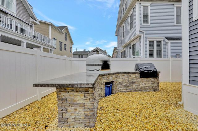 515 Highway 35, Mantoloking, NJ 08738