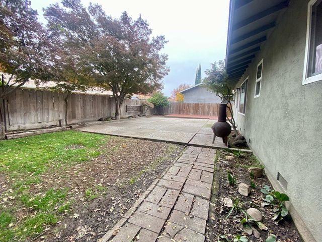 2301 McRitchie Way, Modesto, CA 95355