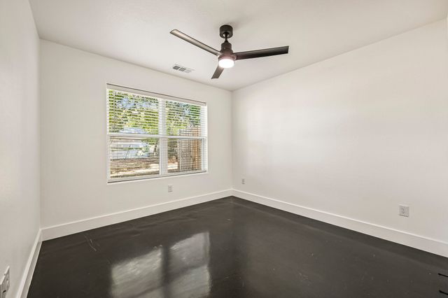 613 W Florence Street, Denison, TX 75020