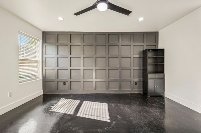 613 W Florence Street, Denison, TX 75020