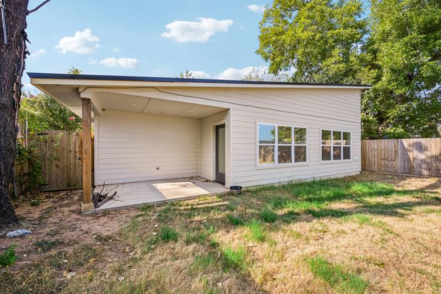613 W Florence Street, Denison, TX 75020