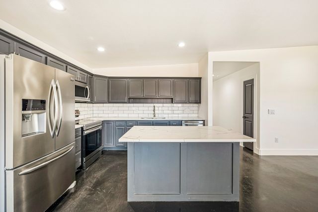 613 W Florence Street, Denison, TX 75020