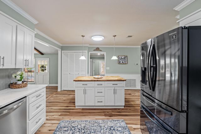 2 Hatten Rd., Hattiesburg, MS 39402