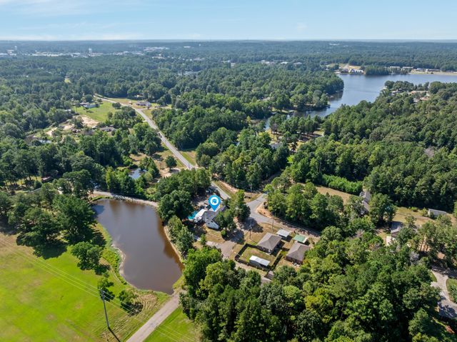 2 Hatten Rd., Hattiesburg, MS 39402