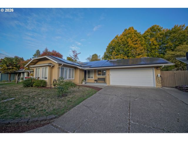 3709 KEVINGTON Ave, Eugene, OR 97405