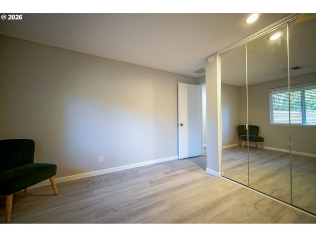 3709 KEVINGTON Ave, Eugene, OR 97405