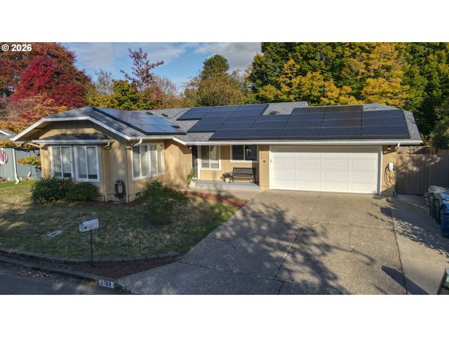 3709 KEVINGTON Ave, Eugene, OR 97405