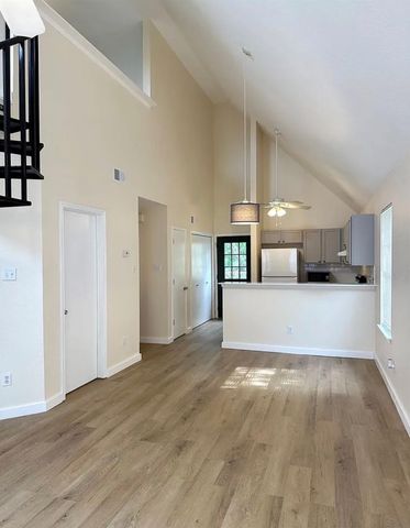 2908 Whisper Oaks LN D, Georgetown, TX 78628