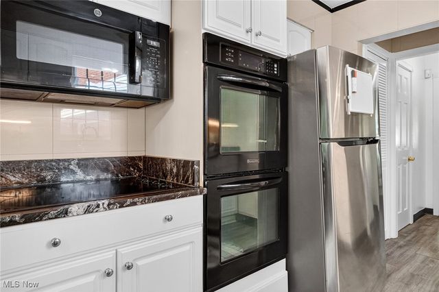 3378 Clayton Boulevard, Shaker Heights, OH 44120