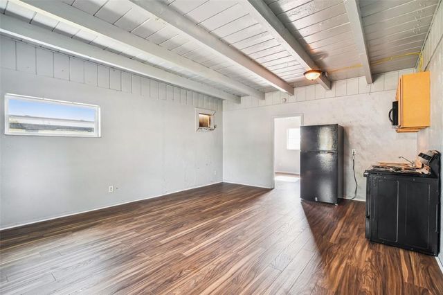 905 E 124TH AVENUE, Tampa, FL 33612