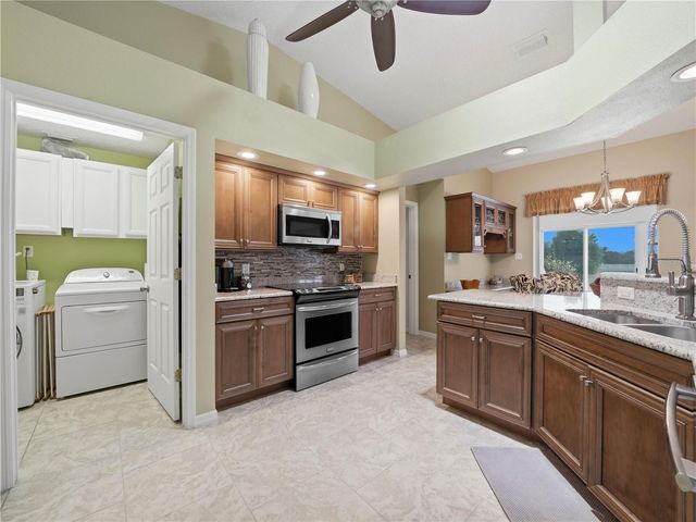 5817 SWALLOW DRIVE, Lakeland, FL 33809