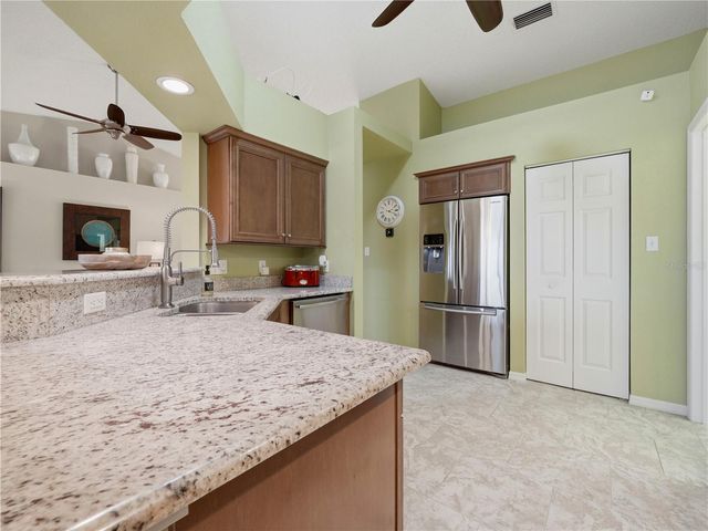5817 SWALLOW DRIVE, Lakeland, FL 33809