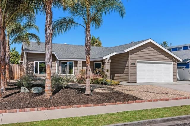 1744 Calle Jules, Vista, CA 92084