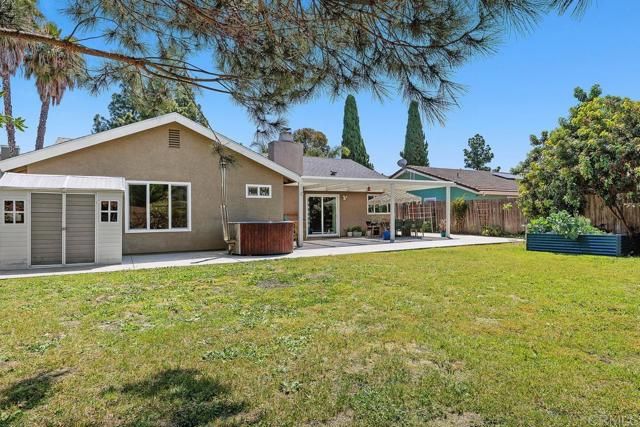 1744 Calle Jules, Vista, CA 92084