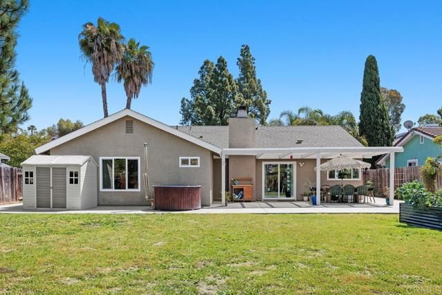 1744 Calle Jules, Vista, CA 92084