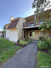 80 Little Oak Lane 80, Rocky Hill, CT 06067