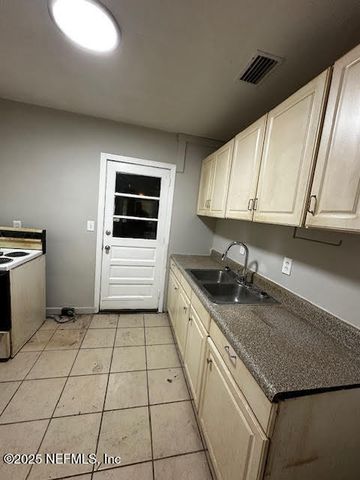 2916 W 11TH Street, Jacksonville, FL 32254