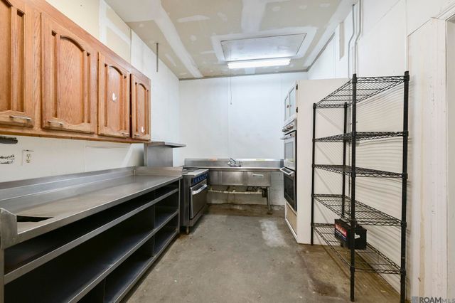 32787 Duff Rd, Walker, LA 70785