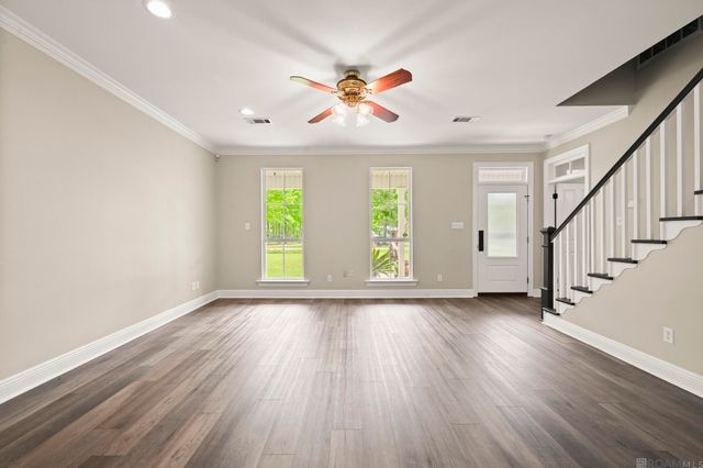 32787 Duff Rd, Walker, LA 70785