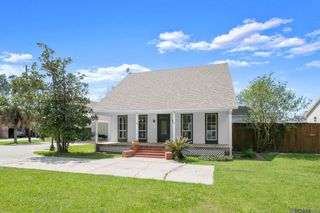 32787 Duff Rd, Walker, LA 70785