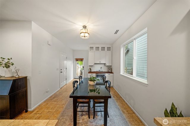 4417 5th Avenue NW, Olympia, WA 98502