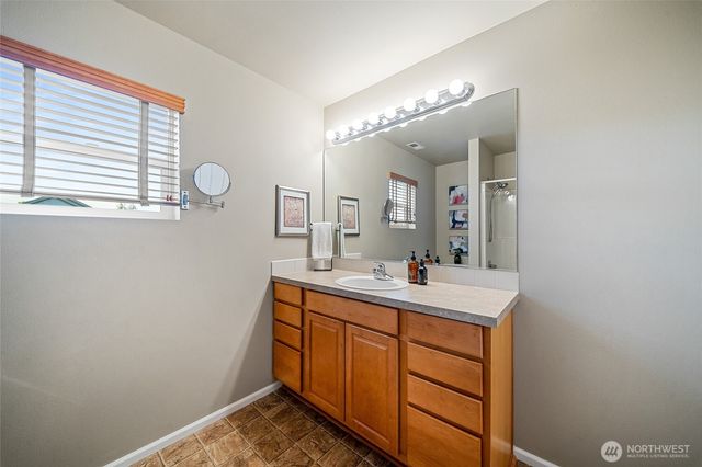4417 5th Avenue NW, Olympia, WA 98502
