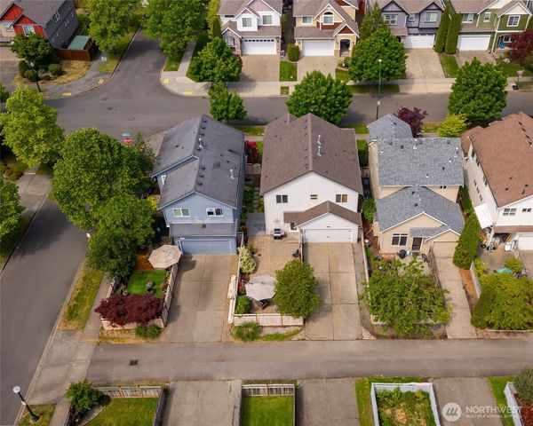 4417 5th Avenue NW, Olympia, WA 98502