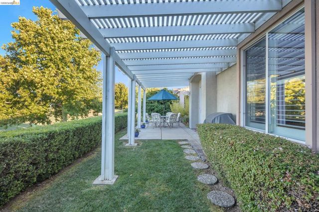 725 Richardson Drive, Brentwood, CA 94513