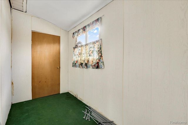 1413 Wayburn, Grosse Pointe, MI 48230