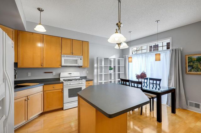 2144 Village Trail, Mound, MN 55364