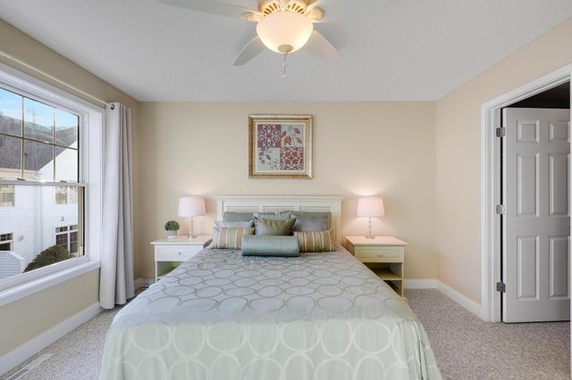 2144 Village Trail, Mound, MN 55364