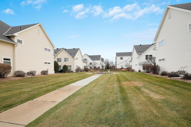 2144 Village Trail, Mound, MN 55364