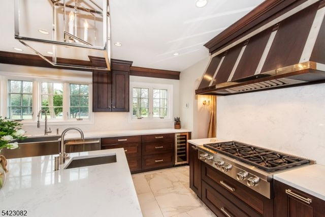 917 Westminster Ave, Hillside Twp., NJ 07205