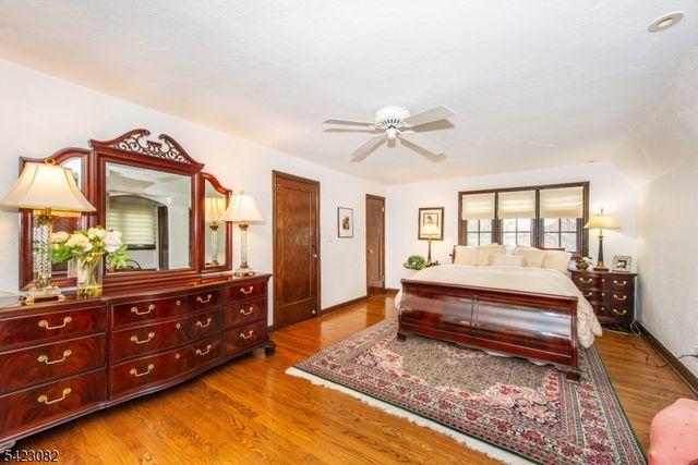 917 Westminster Ave, Hillside Twp., NJ 07205