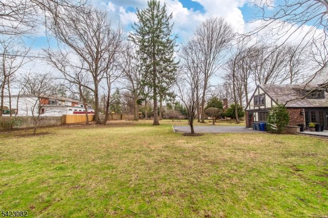 917 Westminster Ave, Hillside Twp., NJ 07205