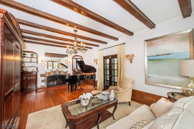 917 Westminster Ave, Hillside Twp., NJ 07205
