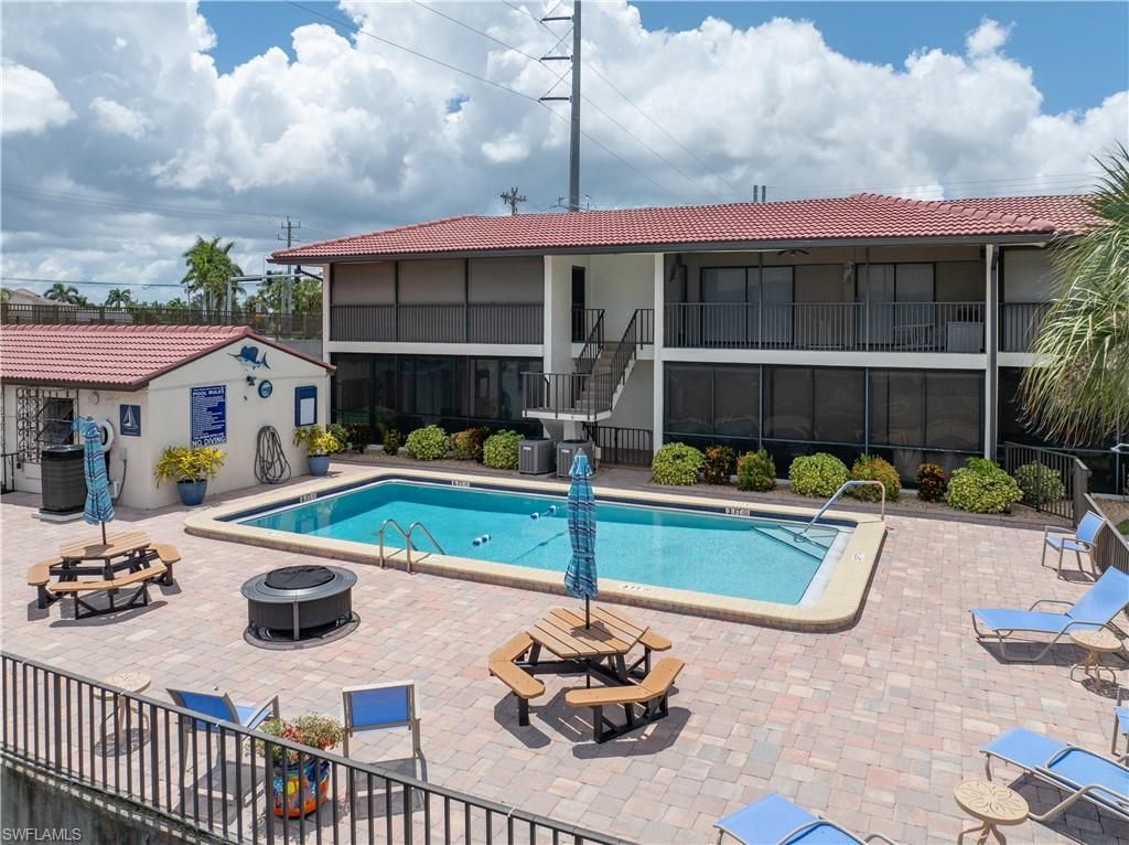 Image 26 of property listing at 4705 Santa Barbara BLVD 3, Cape Coral, FL 33914